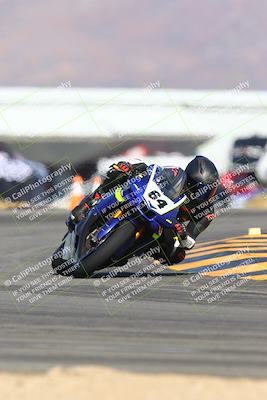 media/Jan-14-2024-SoCal Trackdays (Sun) [[2e55ec21a6]]/Turn 16 Set 2 (1125am)/